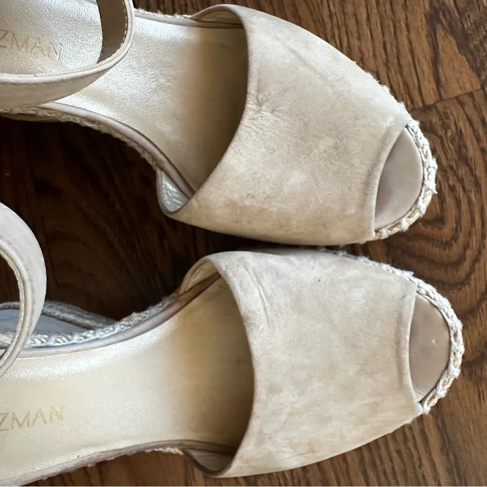 Stuart Weitzman elegant espadrille